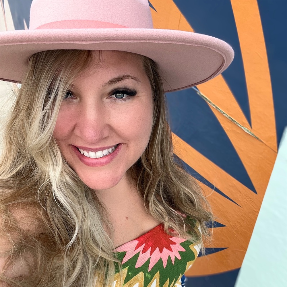 Meet your Posher, Kristin